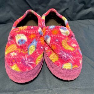 ACORN Slippers, size 9.5-10.5